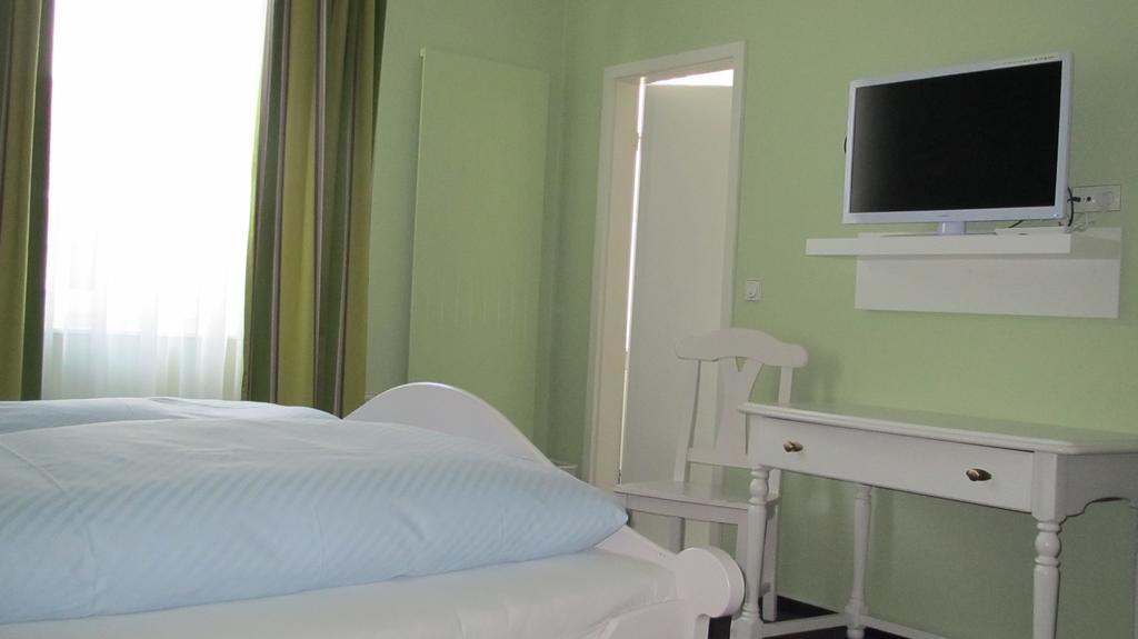 Hotel Alleeschloesschen Bad Wildungen Værelse billede