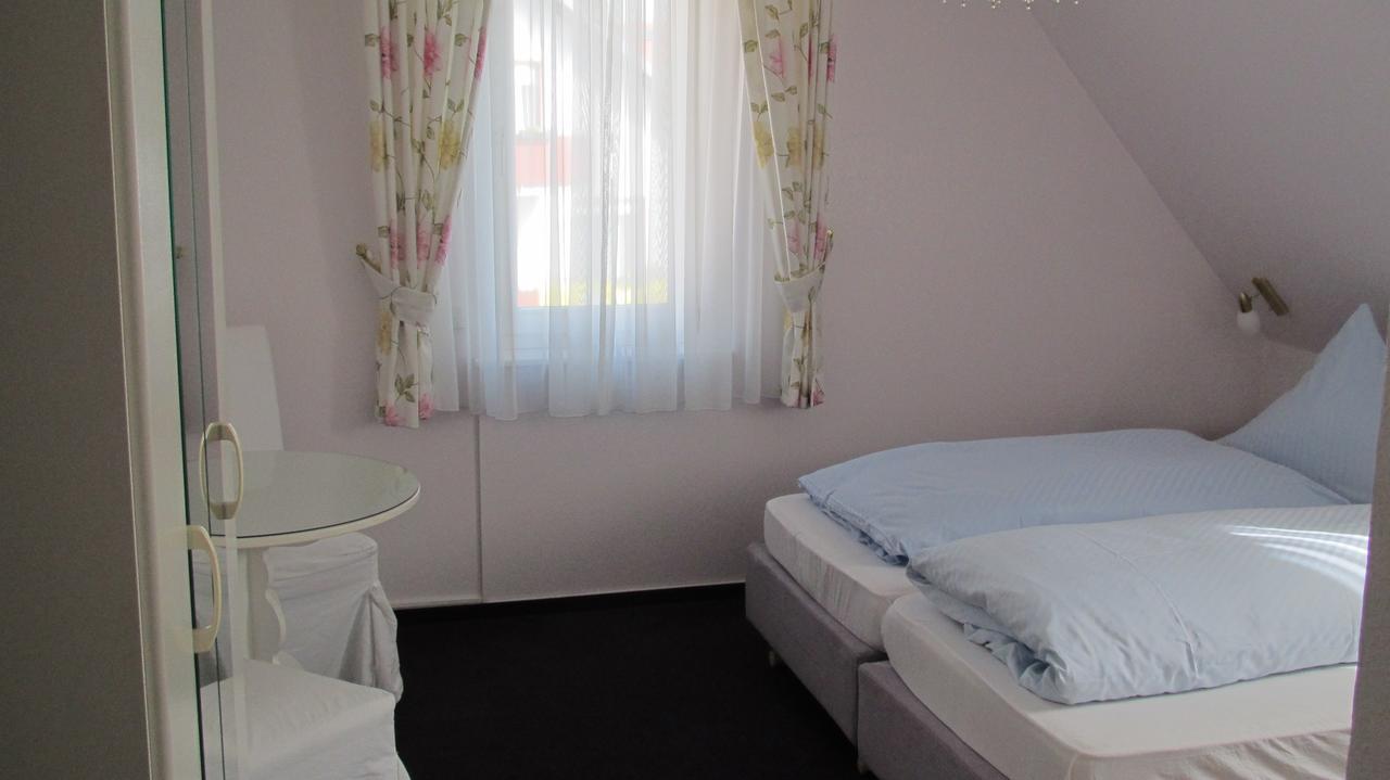 Hotel Alleeschloesschen Bad Wildungen Værelse billede